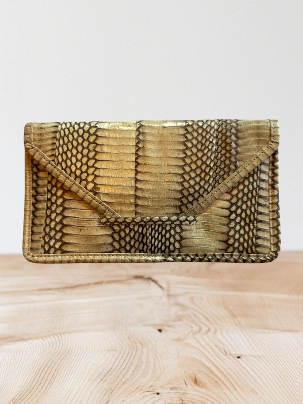 Metallic Gold Snake-Texture Envelope Clutch